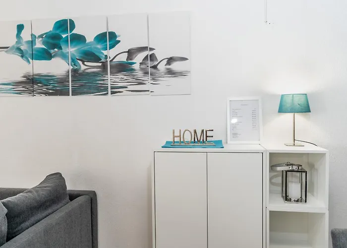 #109 Zelio House By Holidays *