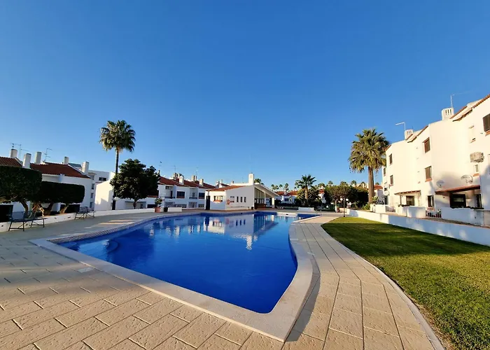 Vakantiehuis #109 Zelio House By Holidays *