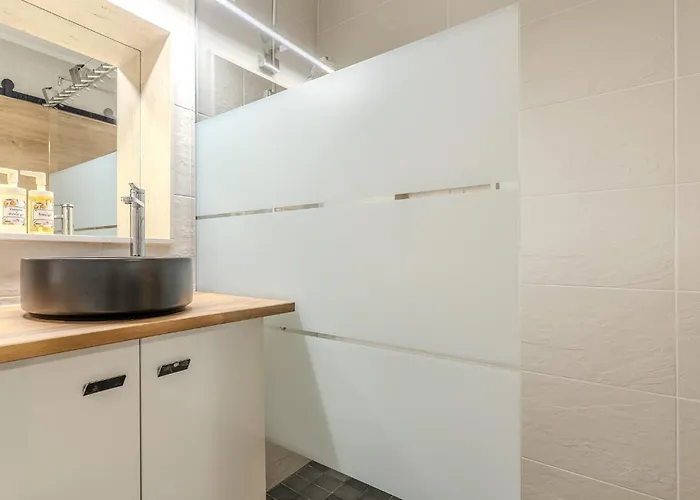 #109 Zelio House By Holidays *